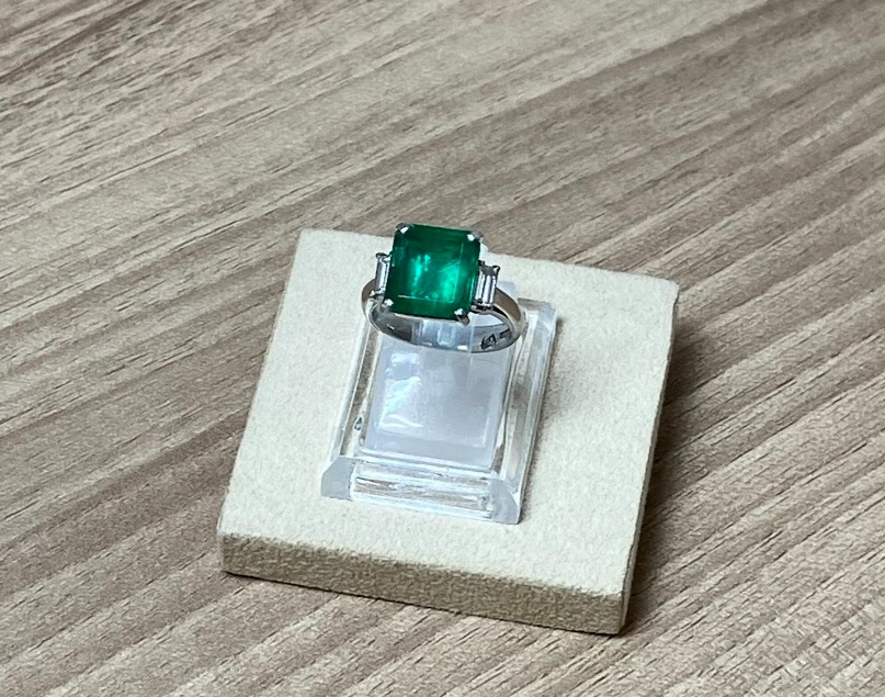 Images KOMEHYO（コメ兵）買取センターきりしま国分山形屋