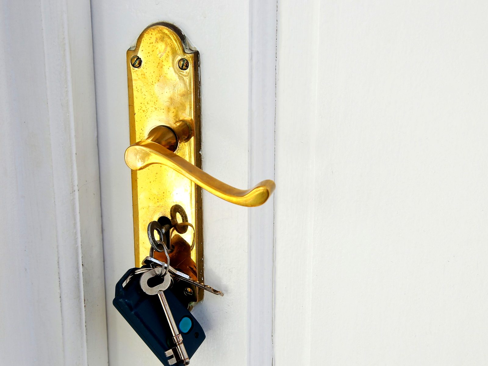 Discount Lock Inc.