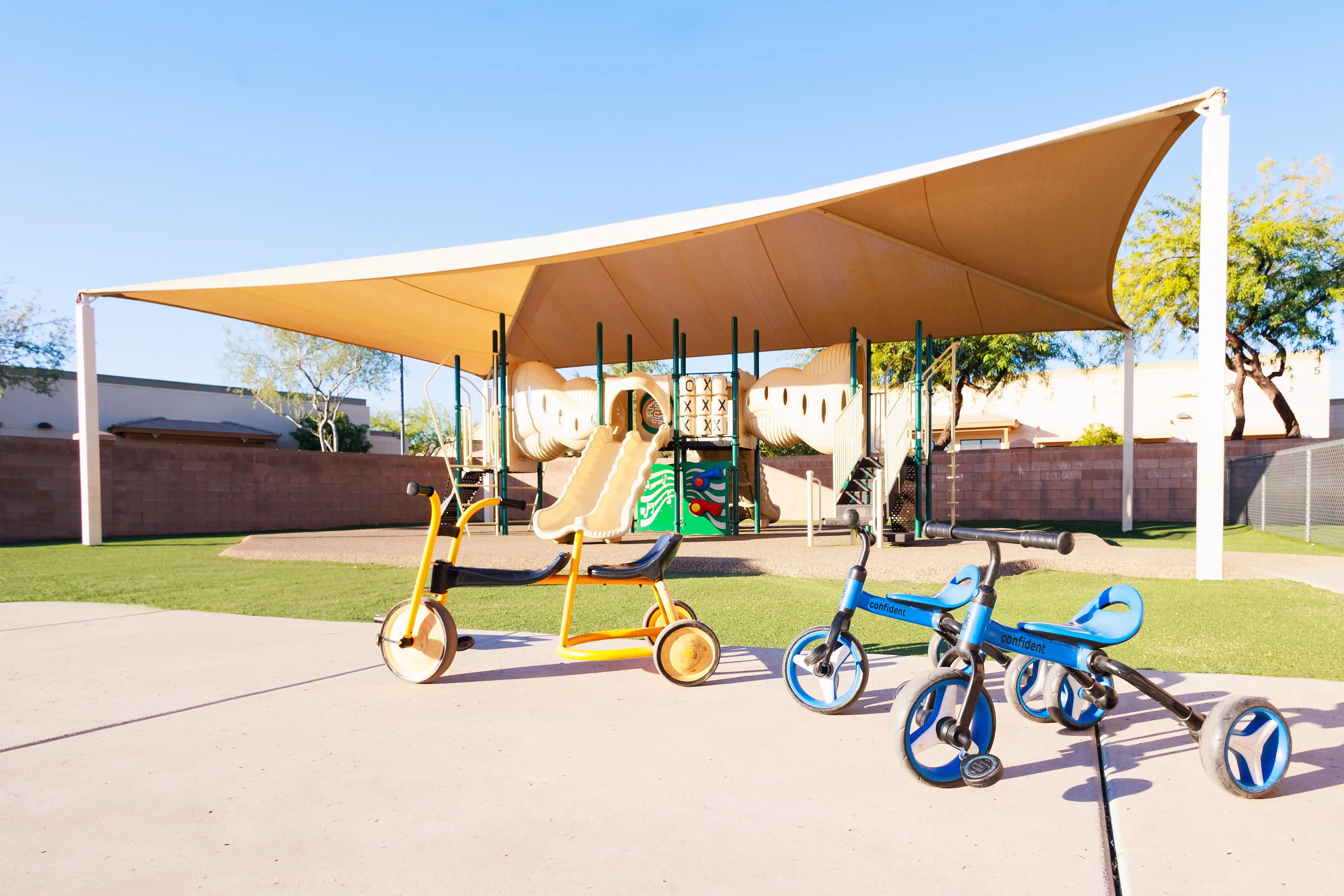 Busy Bees Carefree Child Care Image