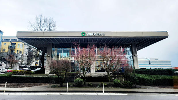 Images WaFd Bank