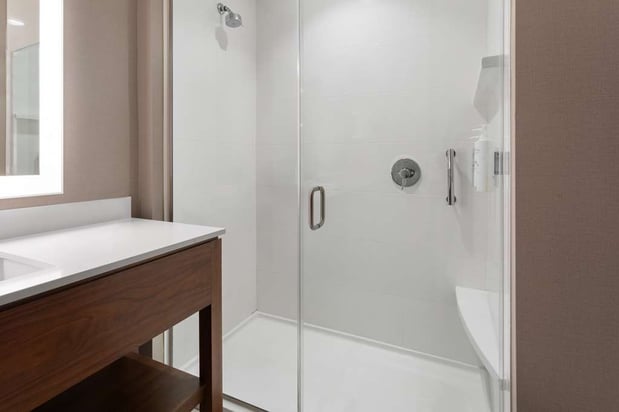 Images Hampton Inn by Hilton Nashville Airport Century Place