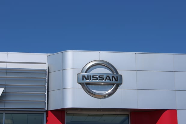 Images Russ Darrow Nissan of Milwaukee Service Center