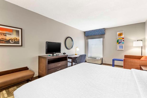 Images Hampton Inn Mebane