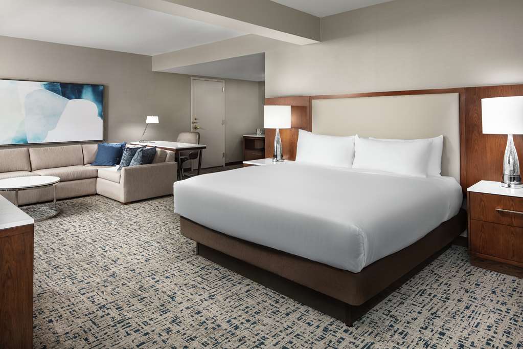 Guest room