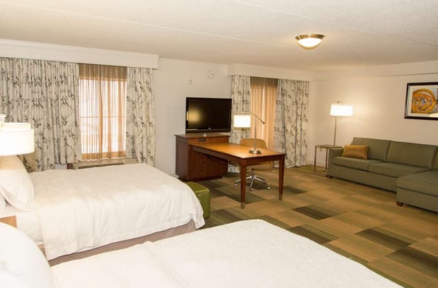 Images Hampton Inn & Suites Albany-Downtown