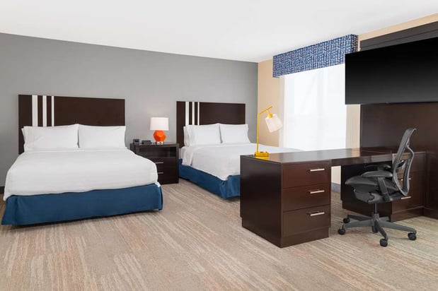 Images Hampton Inn & Suites Madison Downtown