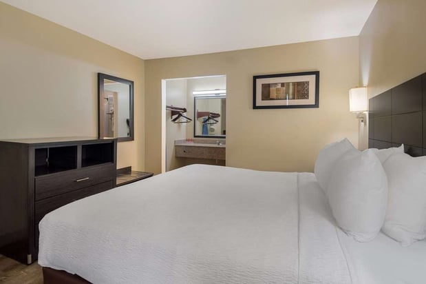 Images SureStay Plus by Best Western Jackson