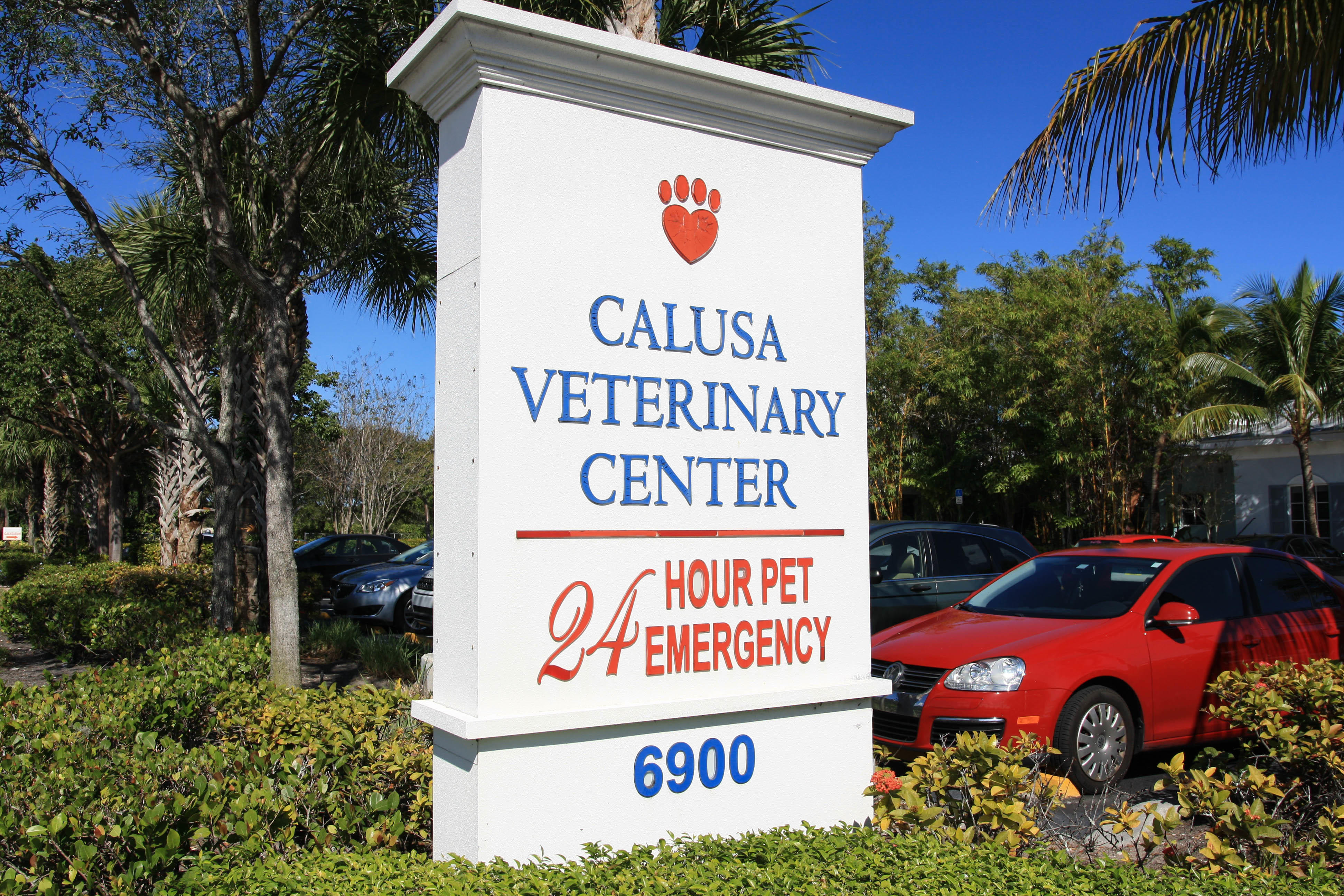 Calusa Veterinary Center is here for your pet 24/7/365. Calusa Veterinary Center Boca Raton (561)999-3000
