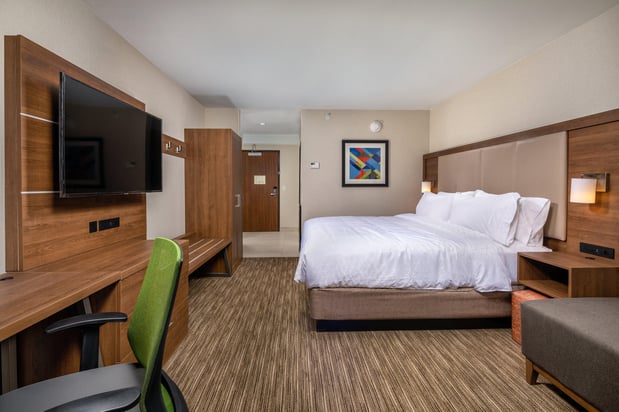 Images Holiday Inn Express & Suites Chatsworth by IHG