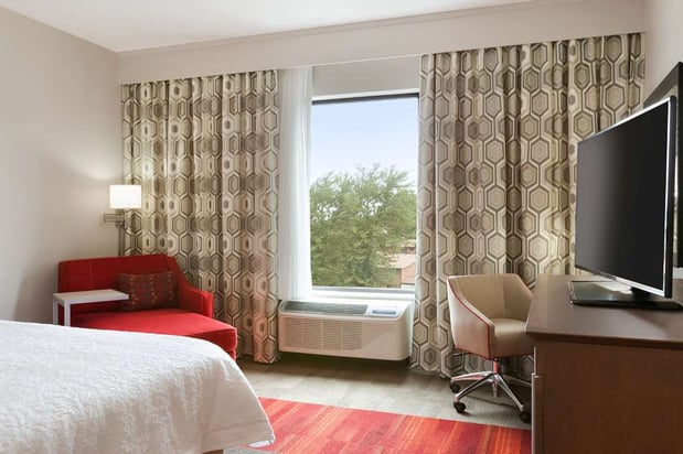 Images Hampton Inn North Olmsted Cleveland Airport
