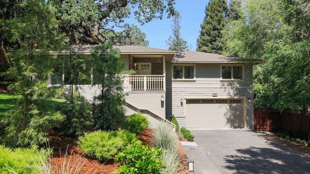Images Coldwell Banker Realty: Michelle Wilson, Realtor