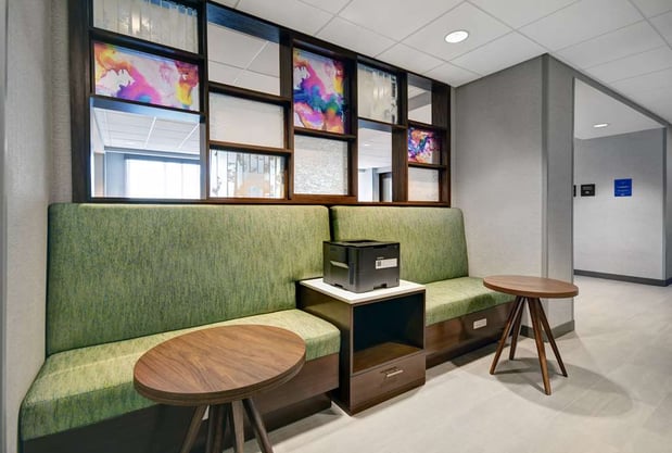 Images Hampton Inn Cave City