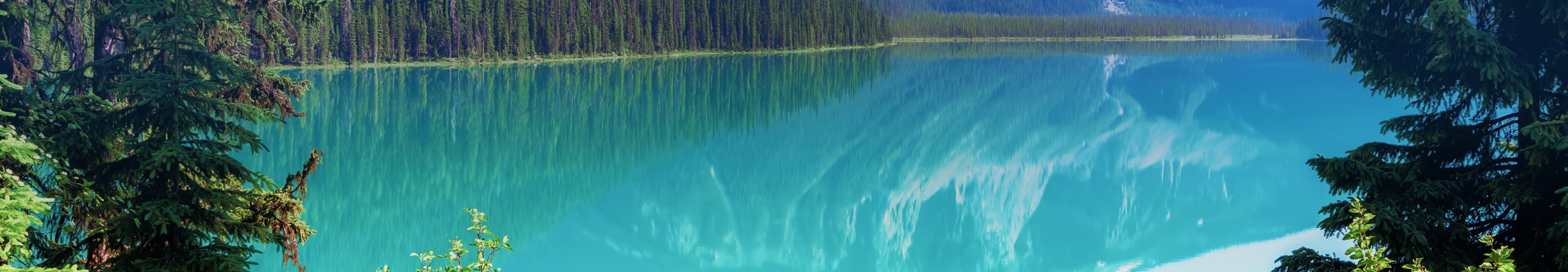 Emerald Lake at Yoho National Park.