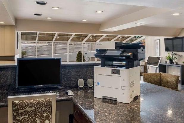 Images Best Western Alderwood