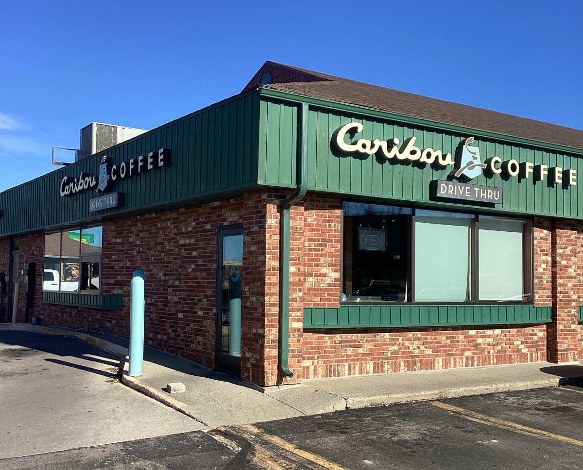 Storefront of the Caribou Coffee at 1450 25th Street SW in Fargo