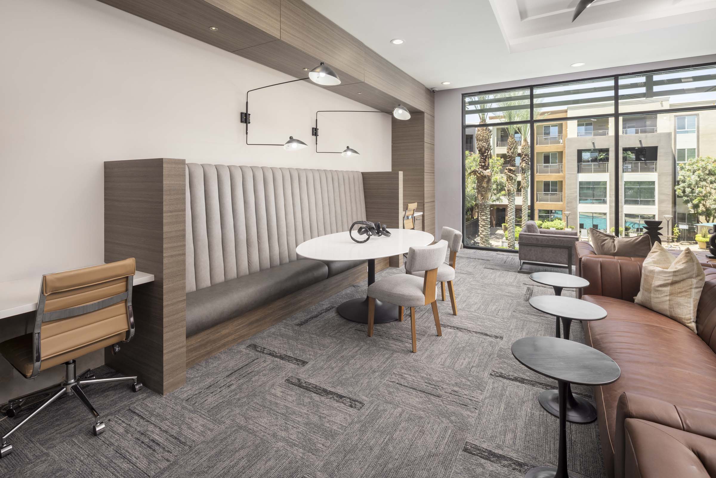 Second floor resident lounge seating and workspaces at Camden Tempe apartments in Tempe, AZ