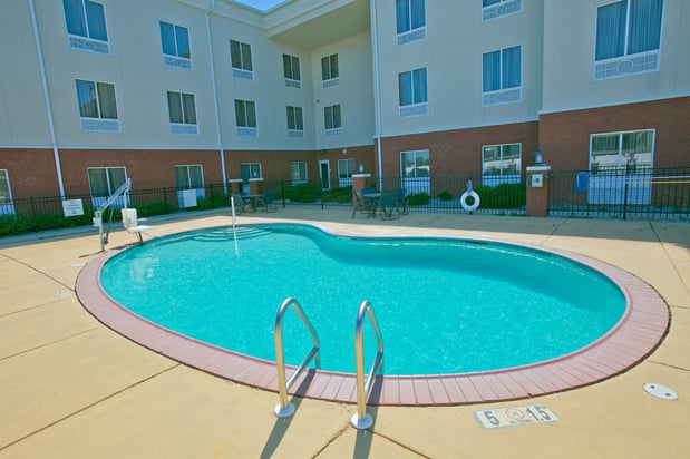 Images Holiday Inn Express & Suites Brookhaven by IHG