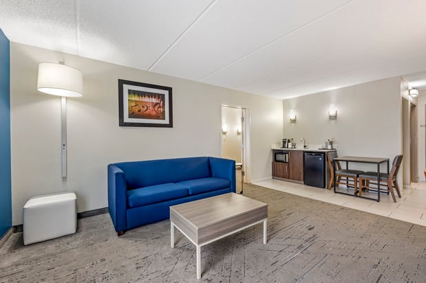 Images Holiday Inn Express & Suites Nashville Southeast - Antioch by IHG