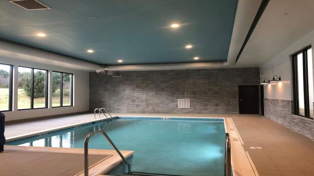 Images Holiday Inn Roanoke Airport-Conference Ctr by IHG