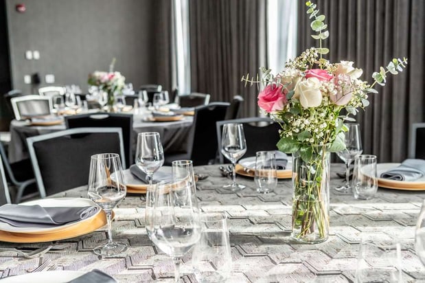 Images The Rose Hotel Chicago O’Hare, Tapestry Collection by Hilton