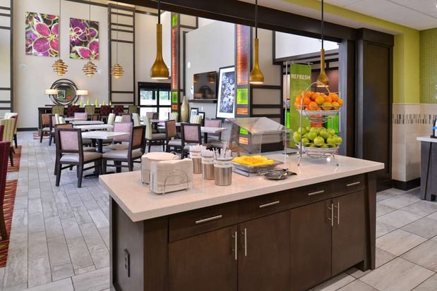 Images Hampton Inn & Suites Lansing West