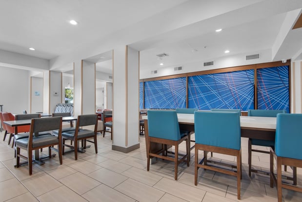 Images Holiday Inn Express & Suites Destin E - Commons Mall Area by IHG