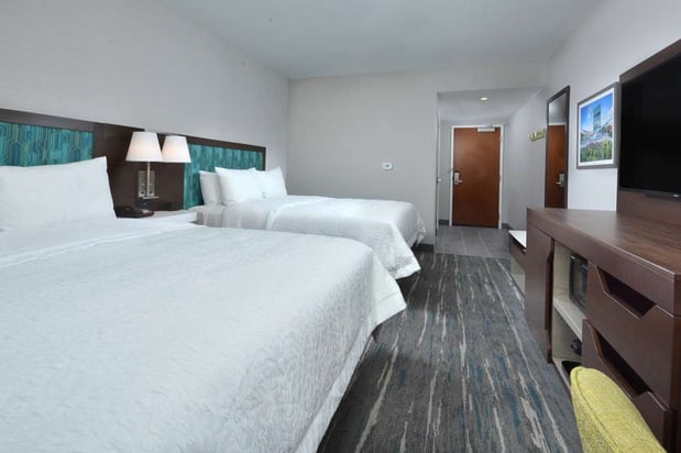 Images Hampton Inn & Suites by Hilton Charlotte North I 485