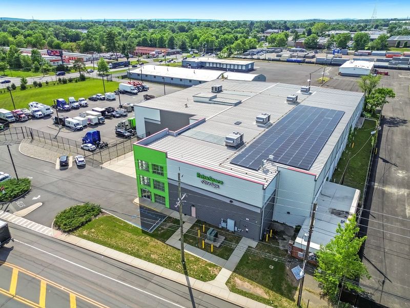 Alternate Beauty Image - Extra Space Storage at 1007 Jersey Ave, New Brunswick, NJ 08901