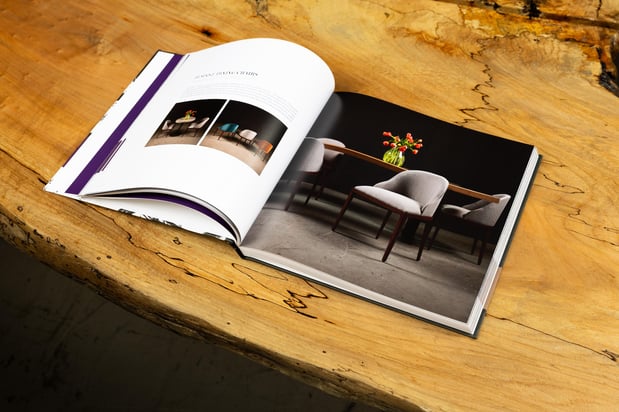 Images SENTIENT Furniture