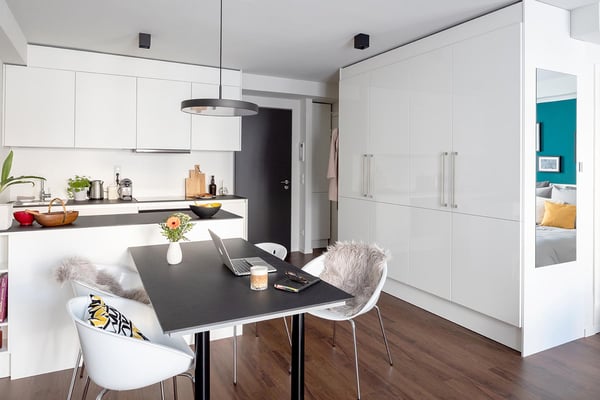 Spacious Kitchen
