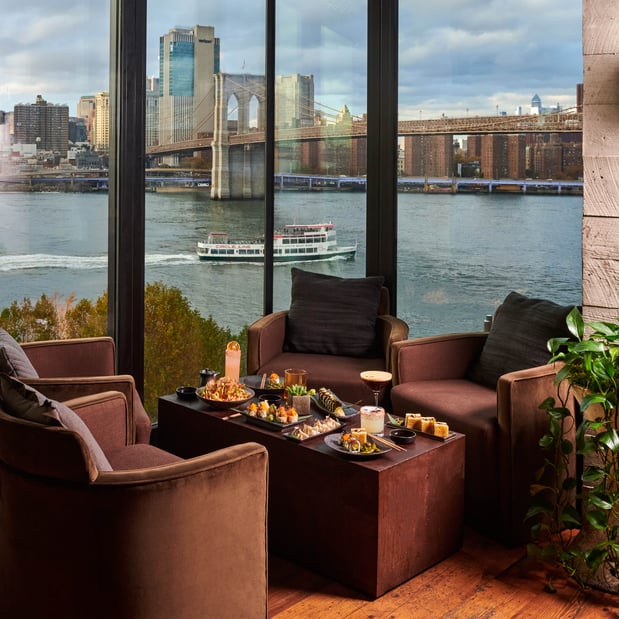 Images Harriet's Lounge