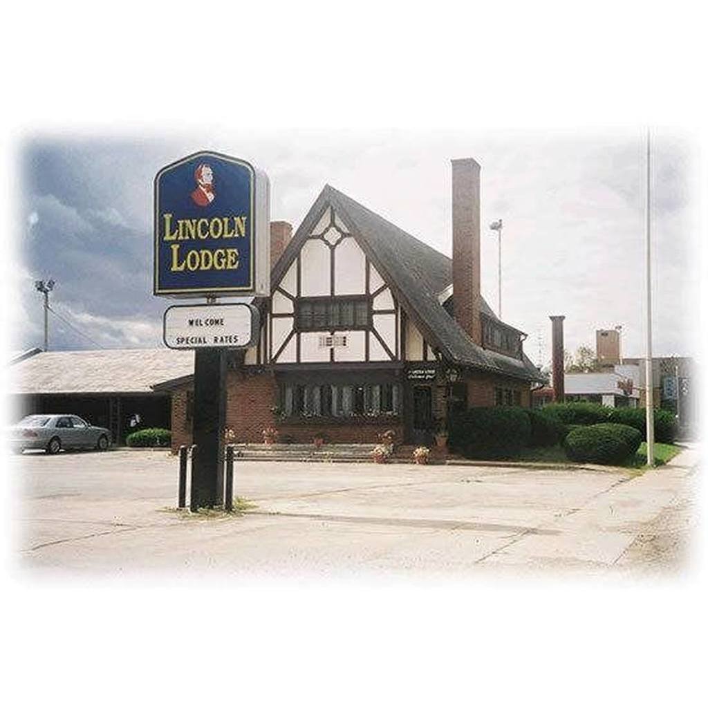 The Lincoln Lodge Urbana
