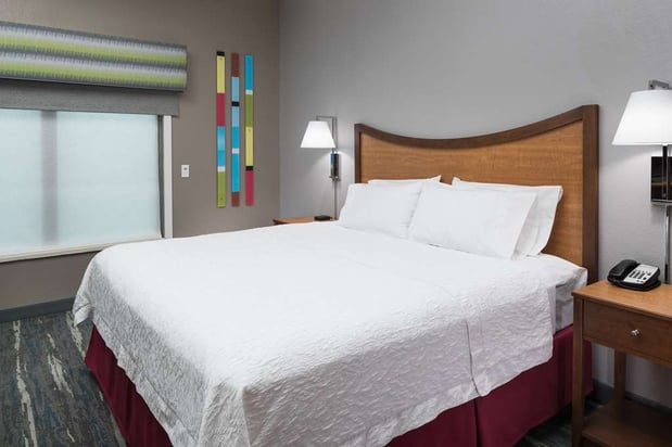 Images Hampton Inn & Suites Chicago-North Shore/Skokie