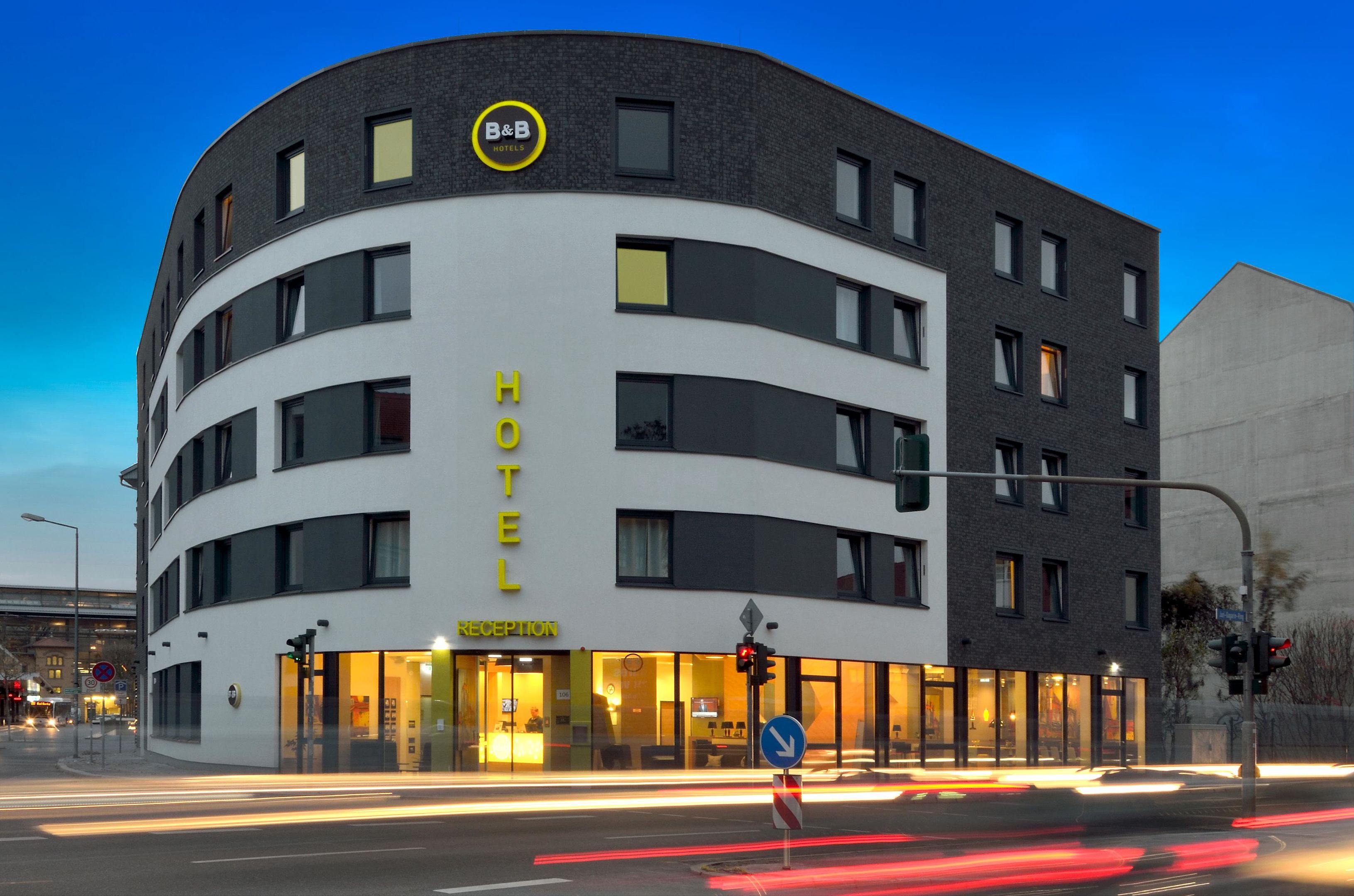Bild 2 B&B Hotel Erfurt in Erfurt