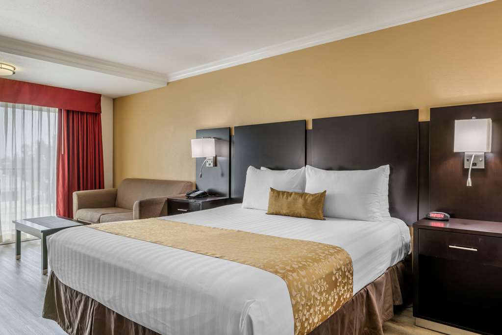 King Mini Suite Best Western Plus South Bay Hotel Lawndale (310)973-0998