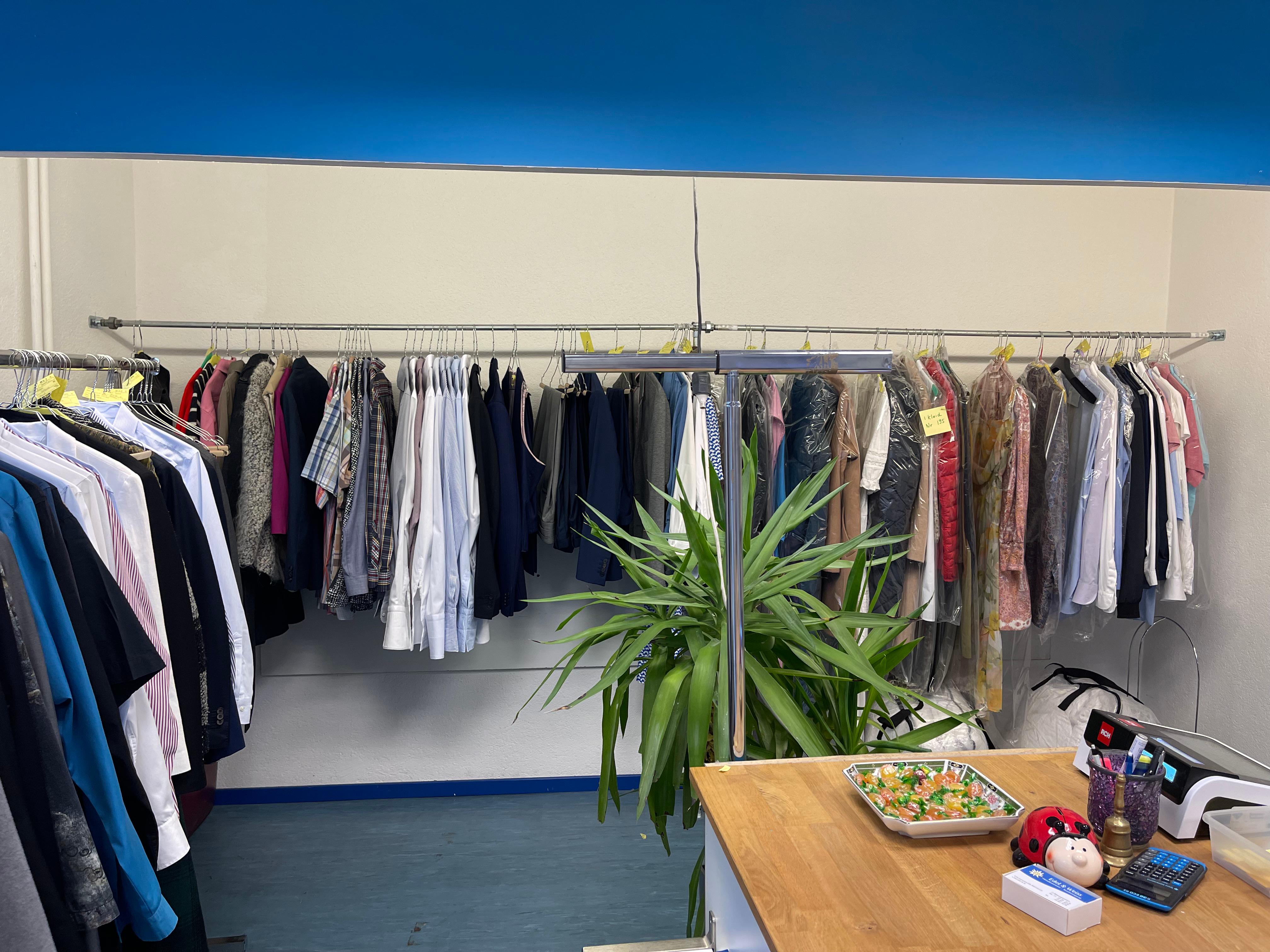 Edel & Weiss Hemdenservice - Textilreinigung, Nordstrasse 226 in Zürich