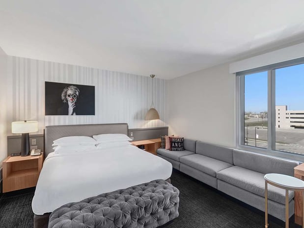 Images The Rose Hotel Chicago O’Hare, Tapestry Collection by Hilton