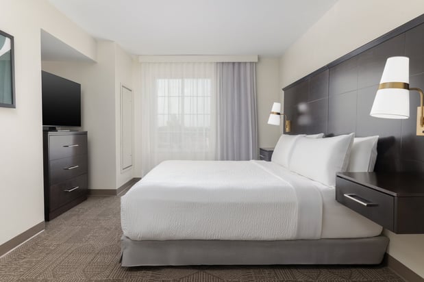 Images Staybridge Suites Denver - Central Park by IHG