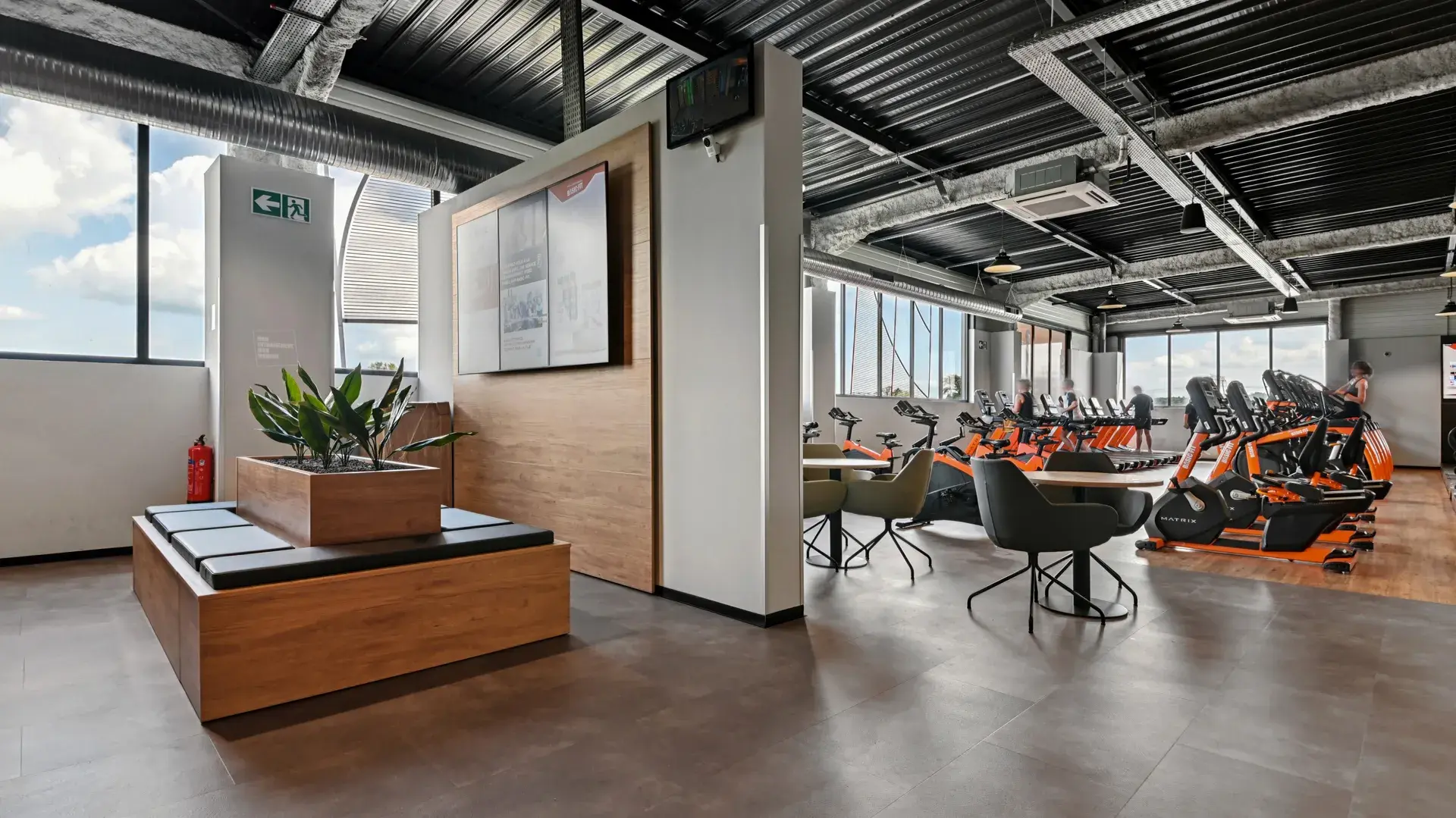 Images Basic-Fit 24/7