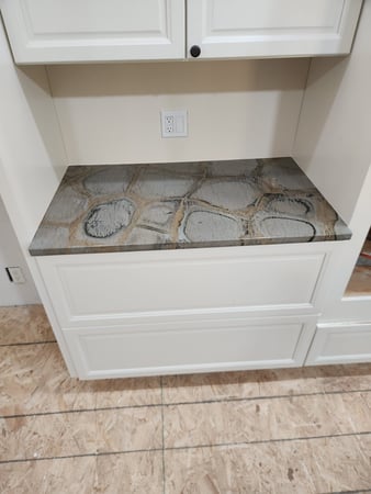 Images Stone Gallery of The Lakes, Inc.