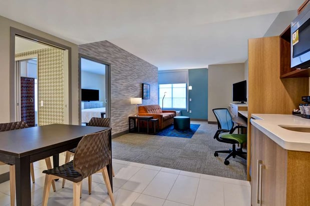 Images Home2 Suites by Hilton Orlando at FLAMINGO CROSSINGS Town Center