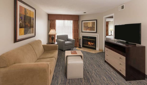 Images Homewood Suites by Hilton Chicago - Schaumburg