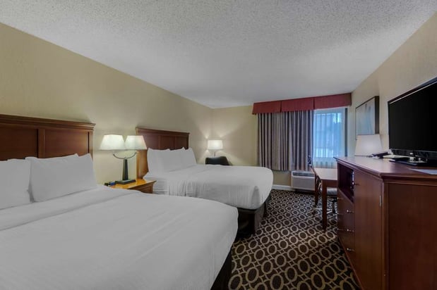 Images Best Western Plus Wooster Hotel & Conference Center