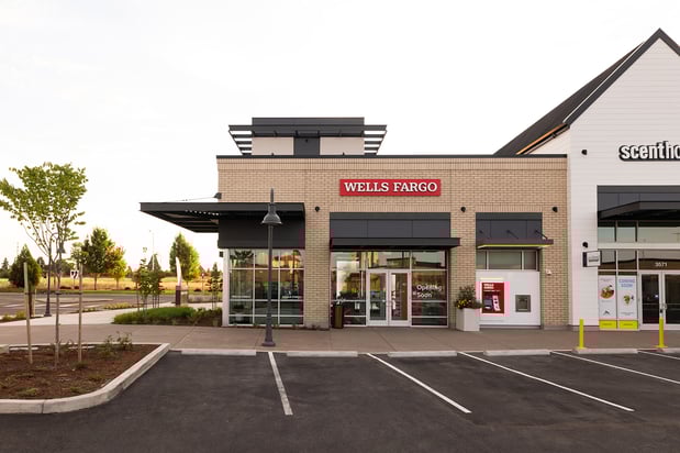 Images Wells Fargo Bank