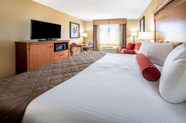 Images Best Western Newberry Station