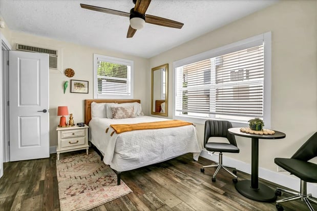 Images Safety Harbor Motel