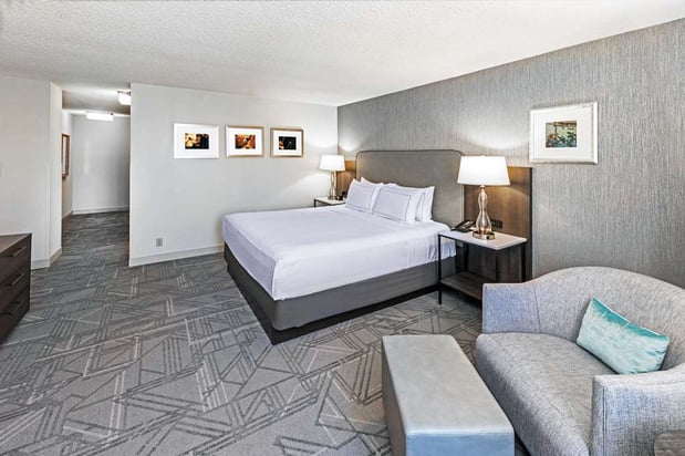 Images DoubleTree by Hilton Hotel Tulsa Downtown