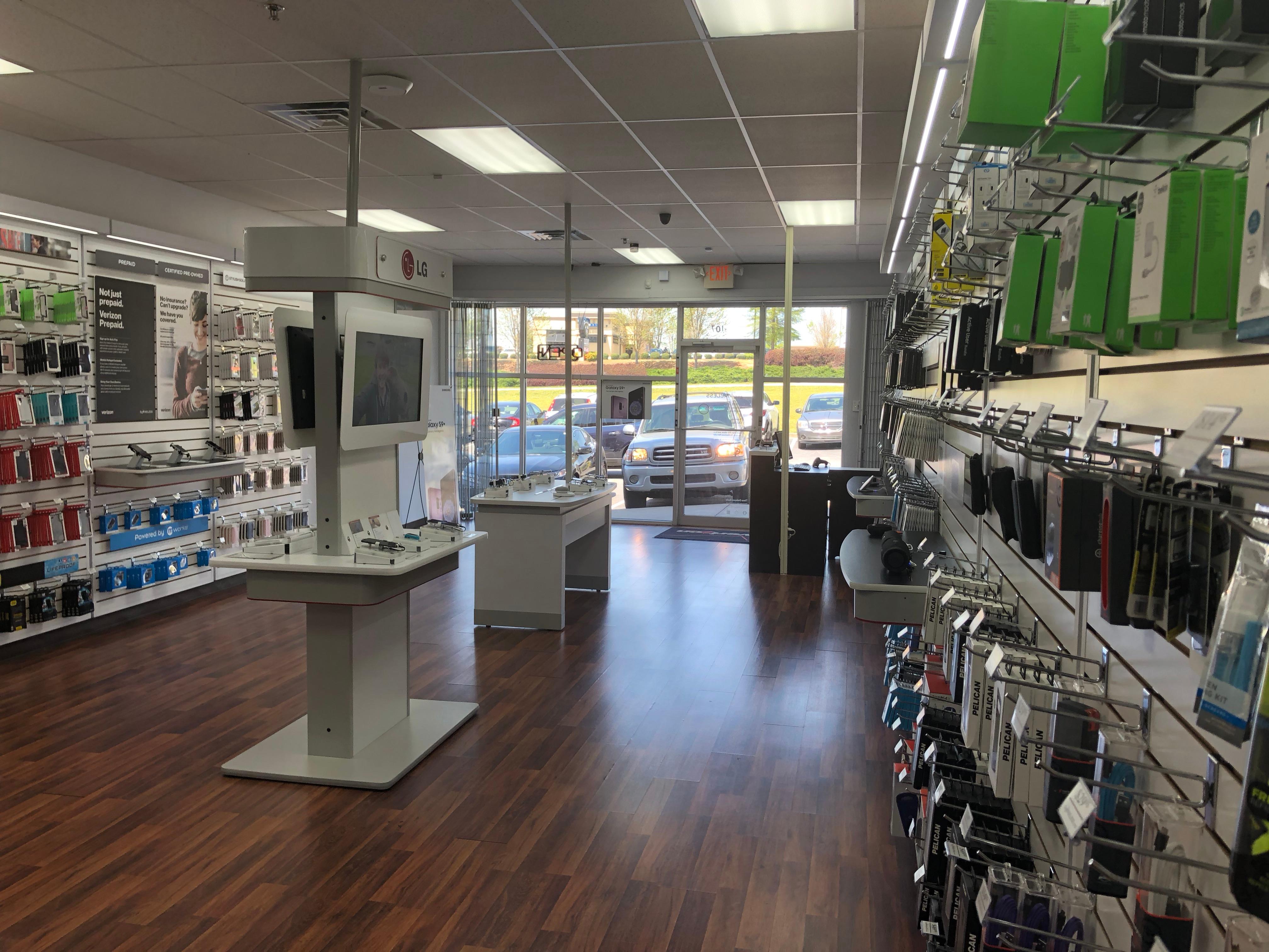 Verizon Authorized Retailer – GoWireless Photo