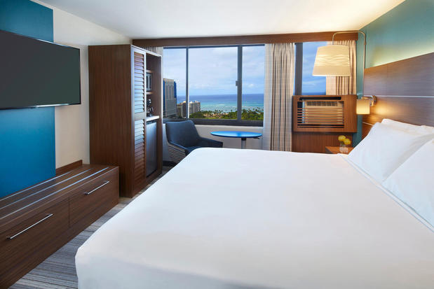 Images Holiday Inn Express Waikiki, an IHG Hotel