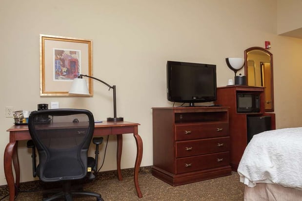 Images Hampton Inn Oneonta